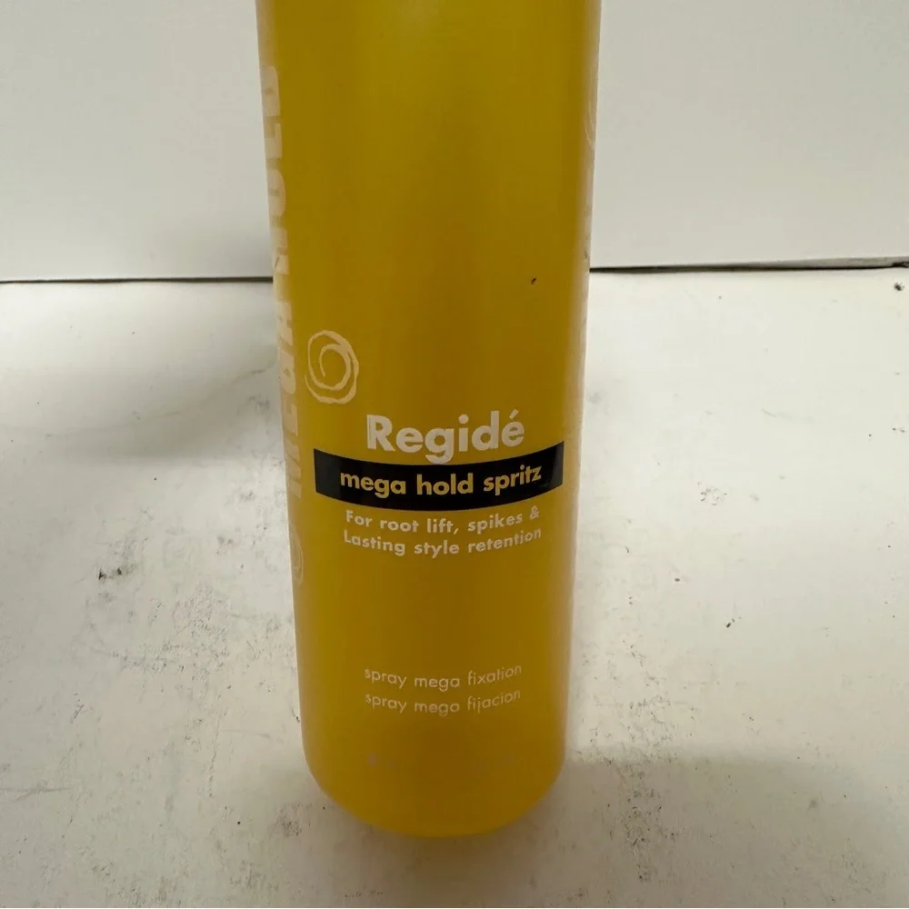 Mastey Regide Mega Hold Spritz 8 OZ HTF